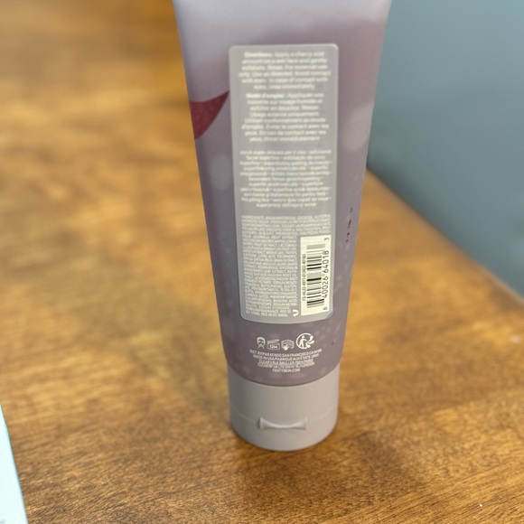 NWOT 🎉 Fenty Skin Cherry Dub Superfine Daily Cleansing Face Scrub - Picture 7 of 7